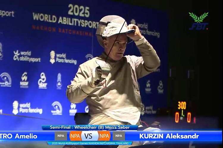 7 медалей завоевали российские паралимпийцы на Кубке мира по фехтованию на колясках