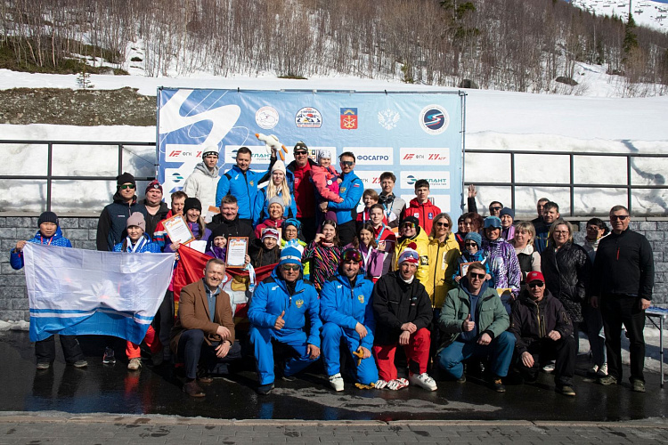 В Мурманской области подвели итоги Кубка России по горнолыжному спорту лиц с ПОДА