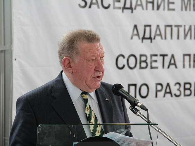 В.П. Лукин в КВЦ «Сокольники» провел заседание Межведомственной комиссии по развитию адаптивной физической культуры и спорта Совета при Президенте РФ по развитию физической культуры и спорта В.П. Лукин в КВЦ «Сокольники» провел заседание Межведомственной комиссии по развитию адаптивной физической культуры и спорта Совета при Президенте РФ по развитию физической культуры и спорта