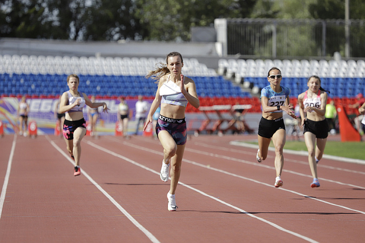 32 рекорда России установлено на чемпионате страны по легкой атлетике спорта лиц с ПОДА
