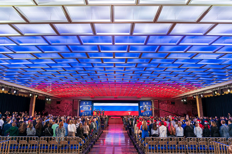 В Кремле состоялась первая спортивная премия "Герои нашего времени" для ветеранов СВО, учрежденная Паралимпийским комитетом России и движением «Здоровое Отечество» В Кремле состоялась первая спортивная премия "Герои нашего времени" для ветеранов СВО, учрежденная Паралимпийским комитетом России и движением «Здоровое Отечество»