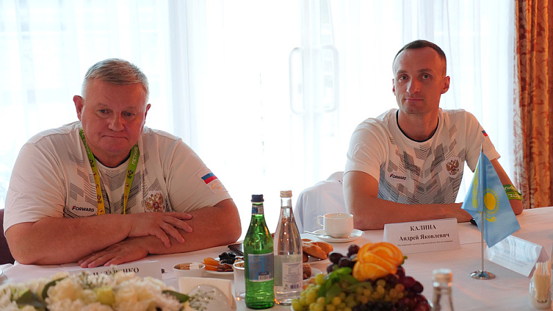 В Сочи в рамках Летних Игр Паралимпийцев «Мы вместе. Спорт» состоялась встреча И.Е. Левитина с представителями зарубежных команд