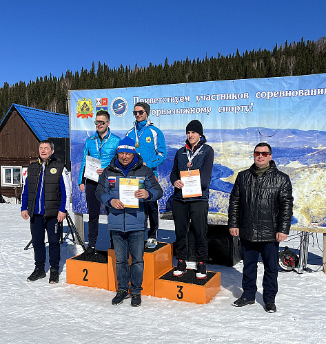 Ворончихина и Бугаев стали абсолютными чемпионами России по горнолыжному спорту лиц с ПОДА