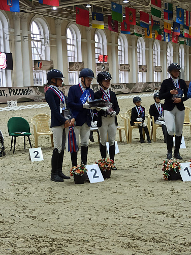 Определены победители и призеры Всероссийских соревнований по конному спорту лиц с ПОДА