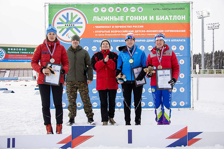 В Ханты-Мансийске определены победители и призеры главного старта по лыжным гонкам и биатлону спорта лиц с ПОДА спортивного сезона 2023 года