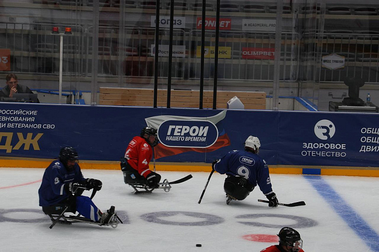 Во Владивостоке завершился Кубок «Герои нашего времени» по следж-хоккею среди ветеранов СВО Во Владивостоке завершился Кубок «Герои нашего времени» по следж-хоккею среди ветеранов СВО